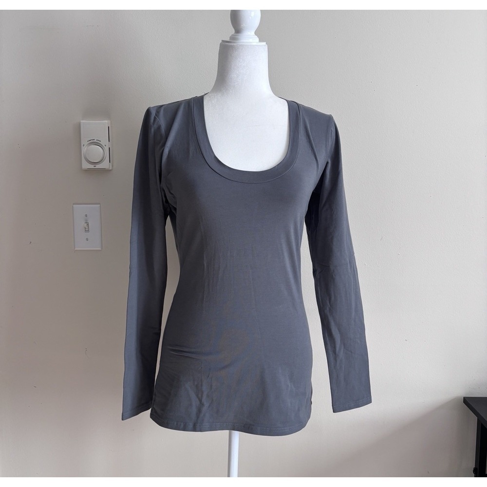 Classic Long Sleeve Scoop Neck Top - Gray